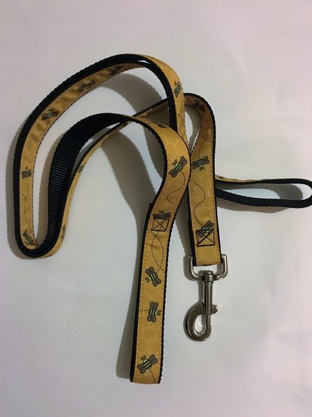 1" Busy Bee Leash - Penny and Hoover's Pig Pen