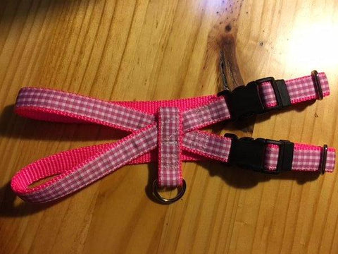 3/4" Pink and White Gingham Pig Harness - Penny and Hoover's Pig Pen